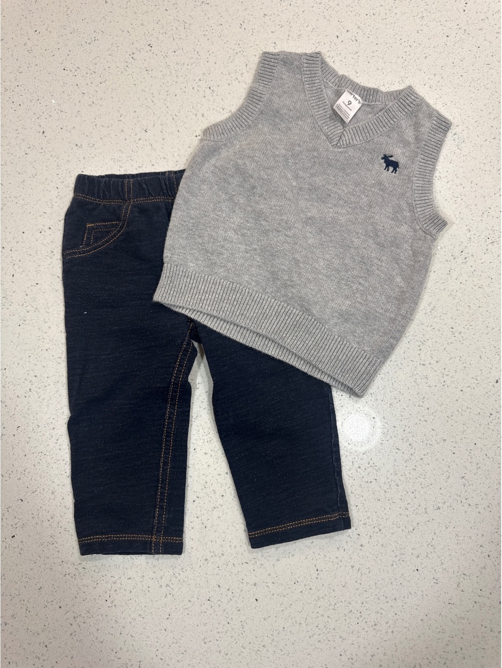Baby Boy 2-Piece Outfit 9M – Vest & Jeans